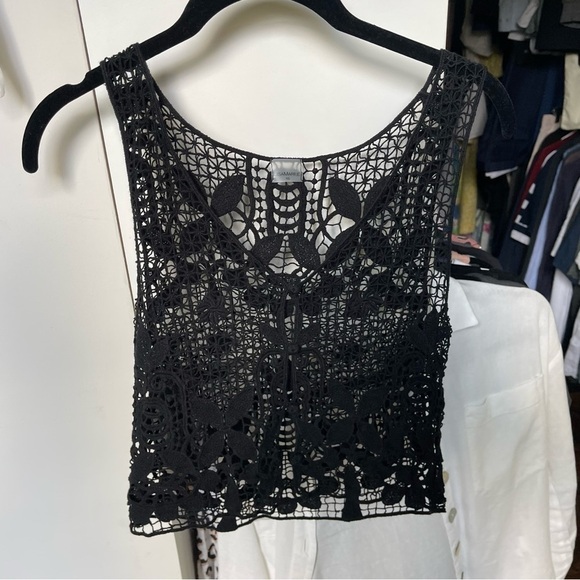 CROCHET black top - Picture 3 of 3